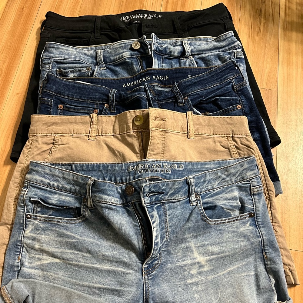 American Eagle shorts - 4 size 16. Combination of midi and shorti.